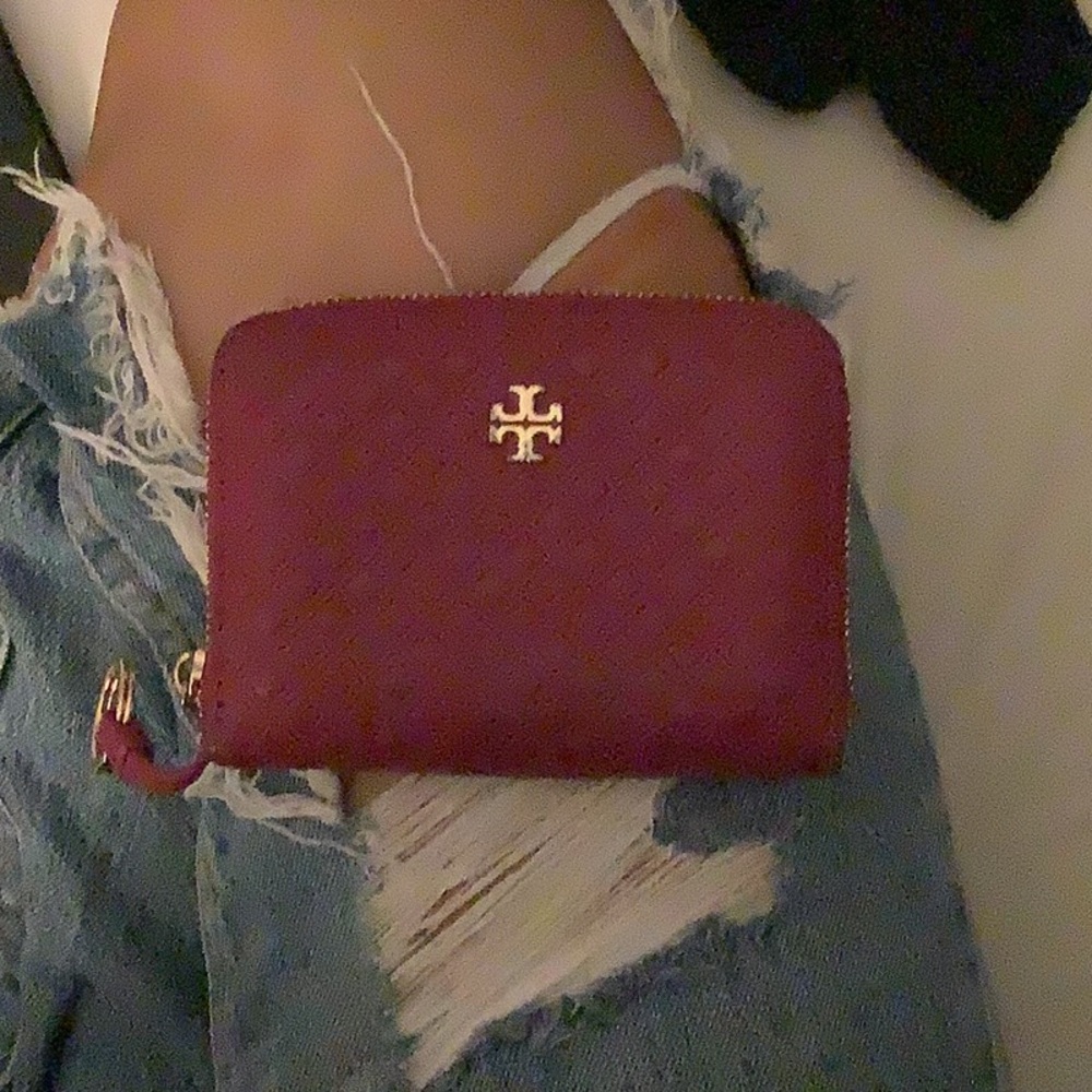 TORY BURCH WALLET